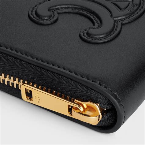 COMPACT ZIPPED WALLET CUIR TRIOMPHE IN SMOOTH .